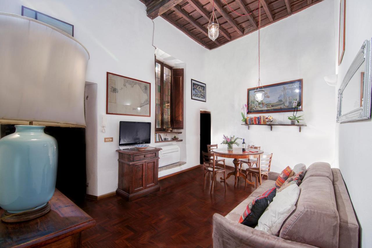 Cartari, Renaissance Flat A Few Steps From Piazza Navona And Vatican Exterior photo