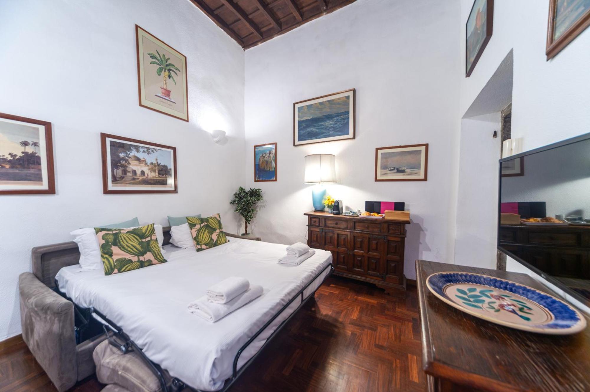 Cartari, Renaissance Flat A Few Steps From Piazza Navona And Vatican Exterior photo